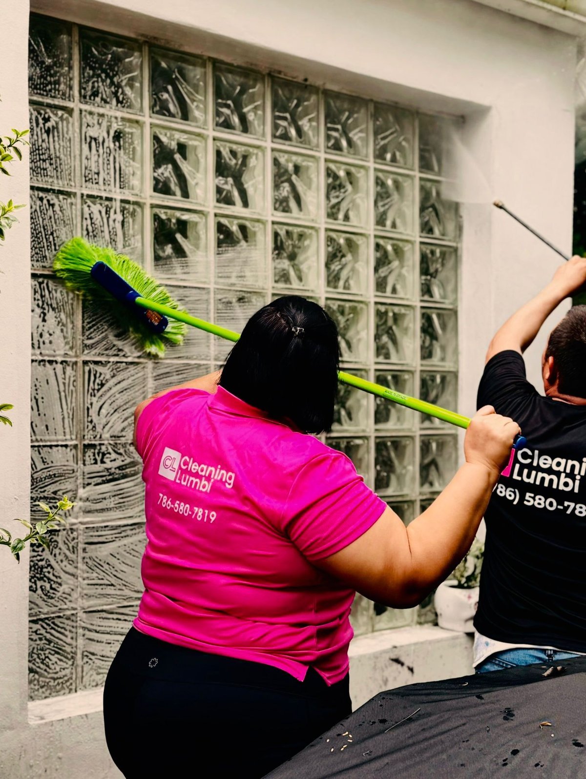 Office cleaning — Cleaning Lumbi